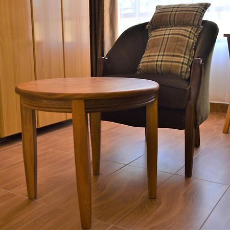 Kunste Hotel Накуру Екстериор снимка