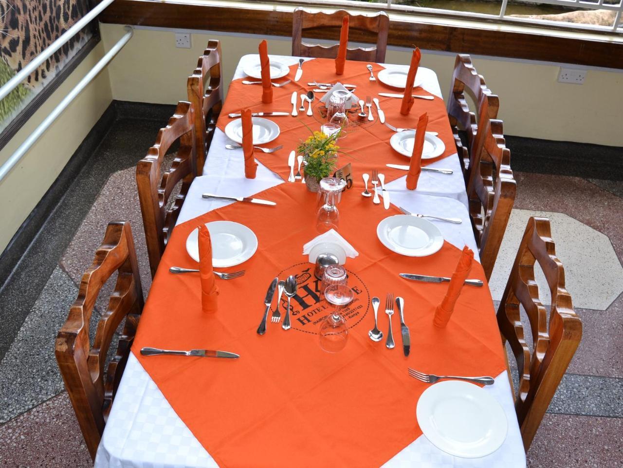 Kunste Hotel Накуру Екстериор снимка
