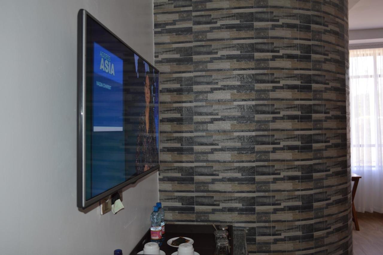 Kunste Hotel Накуру Екстериор снимка
