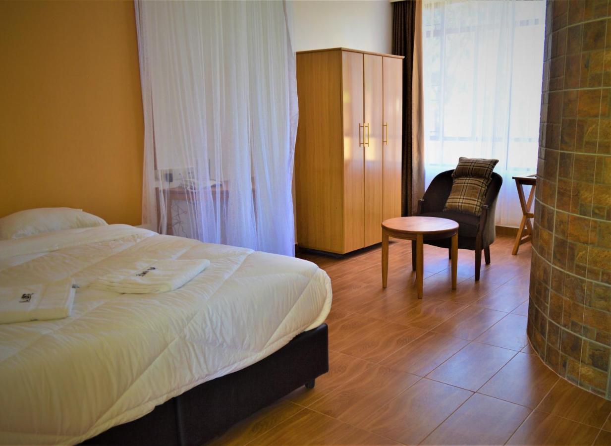 Kunste Hotel Накуру Екстериор снимка