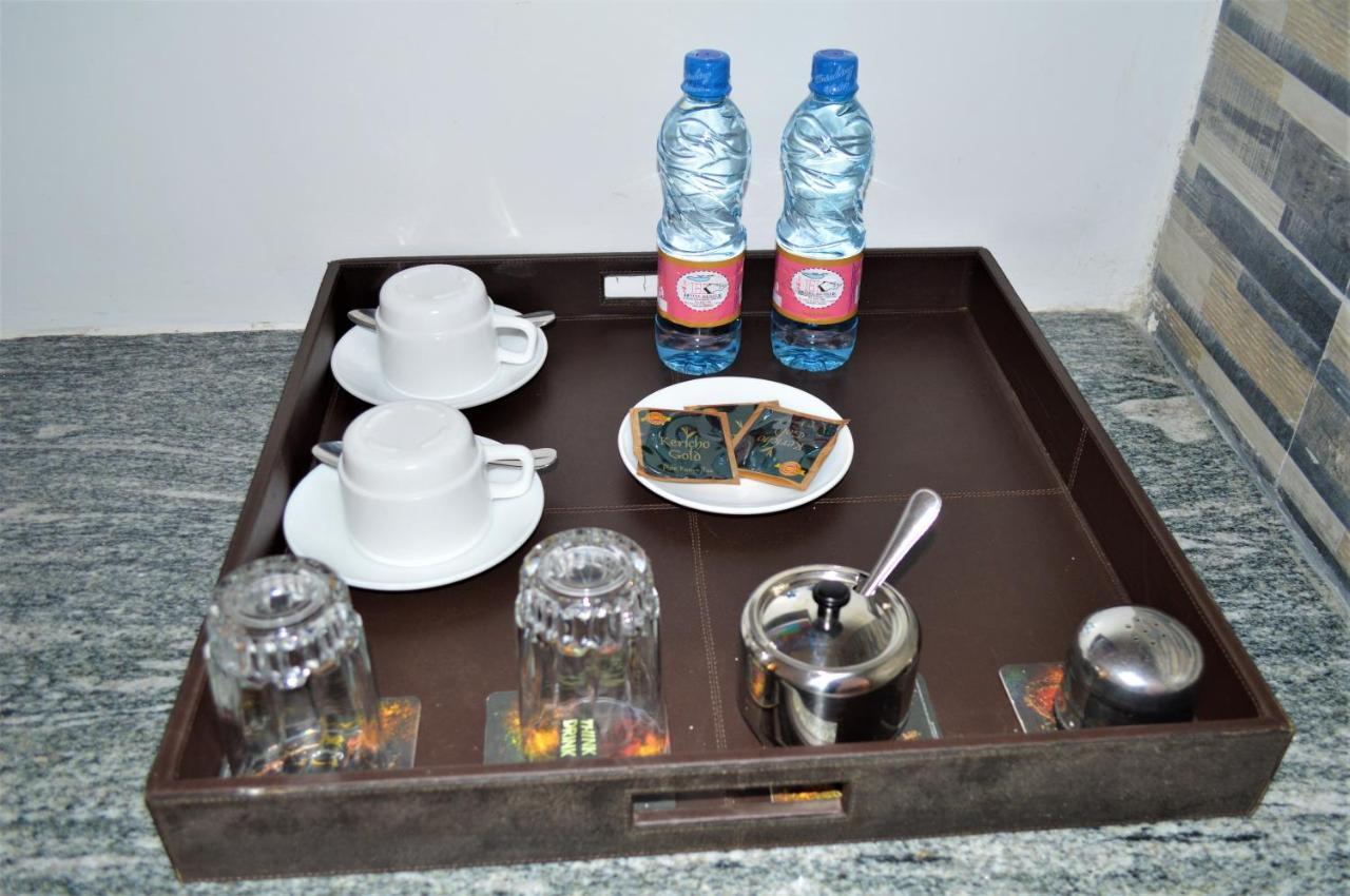 Kunste Hotel Накуру Екстериор снимка